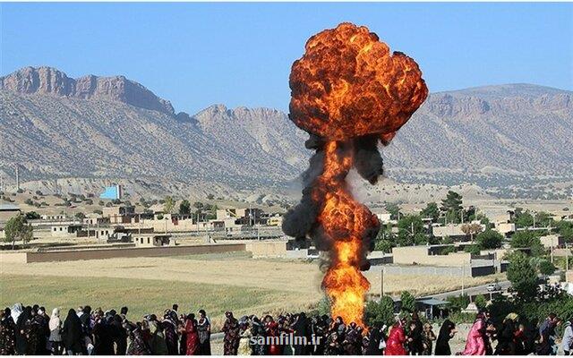 قدردانی سازندگان مستطیل قرمز از عادل فردوسی پور و انتقاد از یک انحصار در سینما