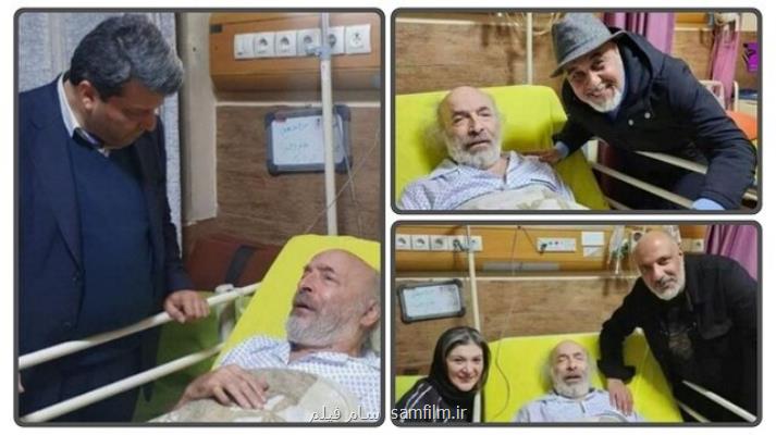 پژمان جمشیدی و رضا عطاران در بیمارستان کنار کیانوش عیاری