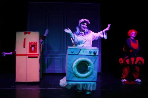 اجرای 14 اثر در سومین روز جشنواره تئاتر شهر