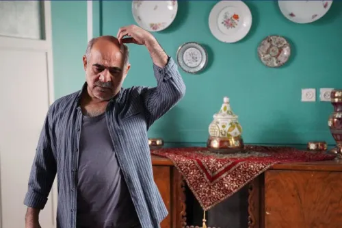 از سقوط بورس تا فروپاشی یک خانواده در چشم بسته خانه کاراکتر است